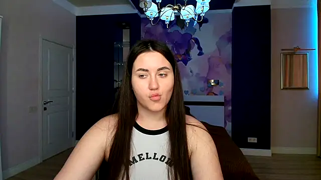 Snapshot of Roxie_Bradley chatting on 01.29.25 Roxie Bradley online show from 01.29.25