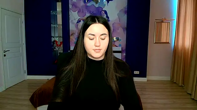 Snapshot of Roxie_Bradley chatting on 02.21.25 Roxie Bradley online show from 02.21.25
