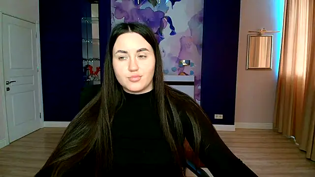 Snapshot of Roxie_Bradley chatting on 02.21.25 Roxie Bradley online show from 02.21.25