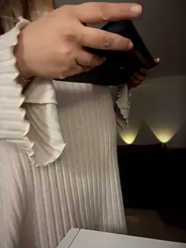 Im sophiie online show from 04.18.26