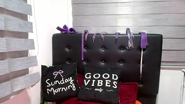 VIOLETTA-HOT online show from 03.04.25