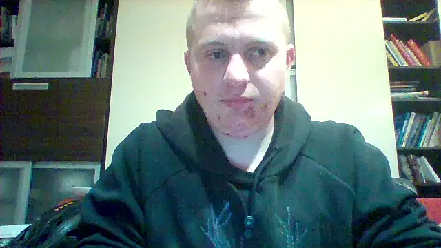 Snapshot of Matttthees chatting on 03.24.26 Matttthees online show from 03.24.26