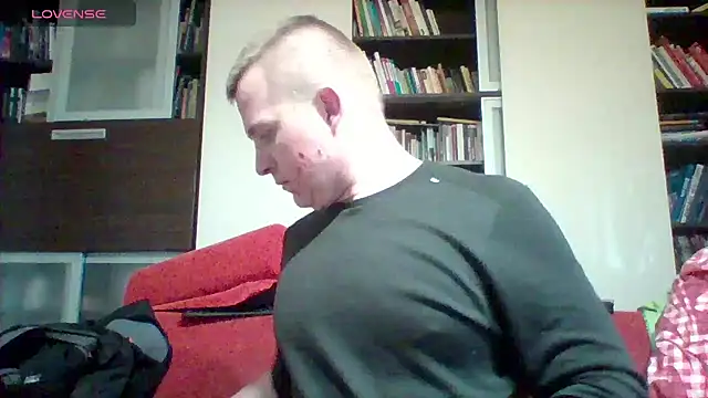 Snapshot of Matttthees chatting on 03.30.26 Matttthees online show from 03.30.26