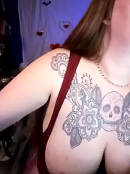 Snapshot of edgexchaos chatting on 02.15.26 edgexchaos online show from 02.15.26