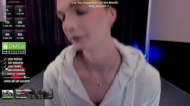 Snapshot of Lee_Loo chatting on 05.19.26 Lee Loo online show from 05.19.26