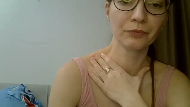 Snapshot of Ashleyspice chatting on 02.10.25 Ashleyspice online show from 02.10.25