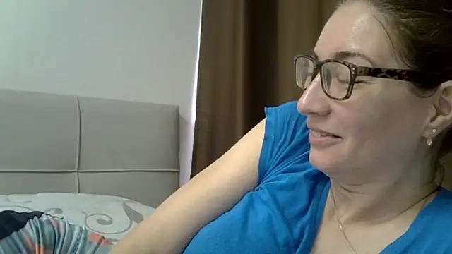 Snapshot of Ashleyspice chatting on 03.19.25 Ashleyspice online show from 03.19.25
