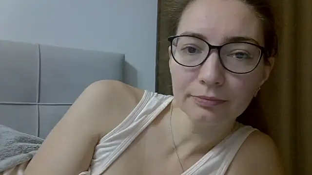 Ashleyspice online show from 12.17.25