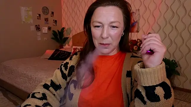 vanessawis  online show from 03.21.25