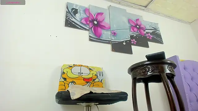 Snapshot of baiolethX chatting on 04.04.26 baiolethX online show from 04.04.26