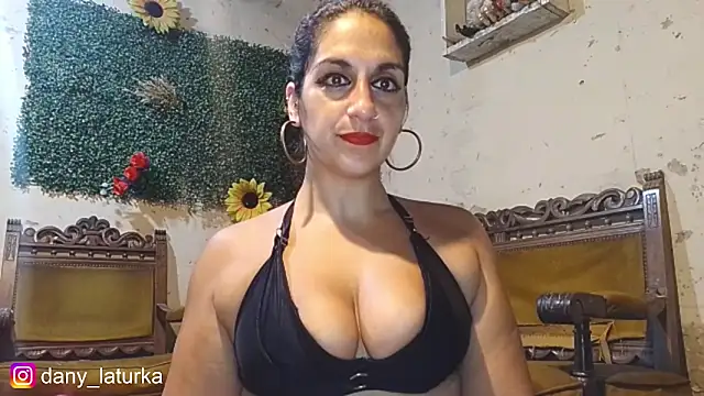 Bellydancerhot online show from 01.22.25