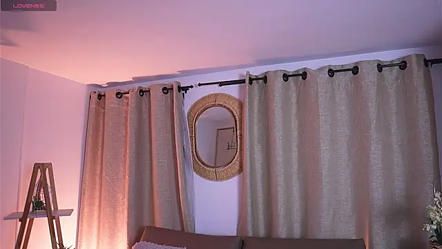 Valeriestyle online show from 11.17.25