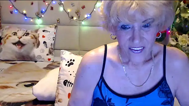 HappyWomanOn online show from 12.15.25