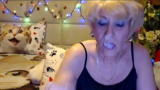 HappyWomanOn online show from 12.16.25