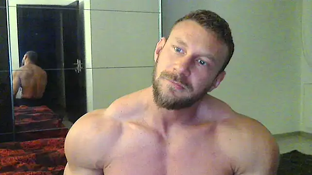 Snapshot of muscularkevin chatting on 12.06.24 muscularkevin online show from 12.06.24
