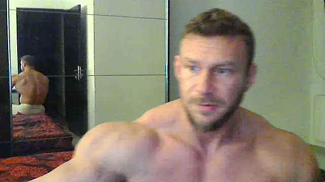 Snapshot of muscularkevin chatting on 12.09.24 muscularkevin online show from 12.09.24