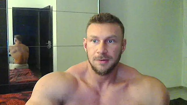 Snapshot of muscularkevin chatting on 12.11.24 muscularkevin online show from 12.11.24