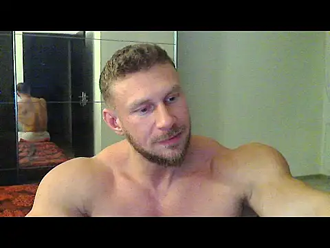 Snapshot of muscularkevin chatting on 12.12.24 muscularkevin online show from 12.12.24