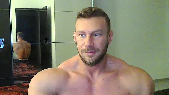 Snapshot of muscularkevin chatting on 12.16.24 muscularkevin online show from 12.16.24