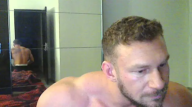 Snapshot of muscularkevin chatting on 12.17.24 muscularkevin online show from 12.17.24