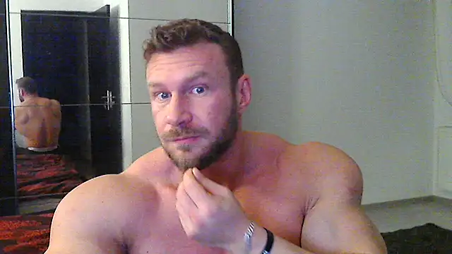 Snapshot of muscularkevin chatting on 12.27.24 muscularkevin online show from 12.27.24