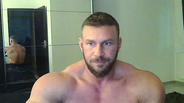 Snapshot of muscularkevin chatting on 02.13.25 muscularkevin online show from 02.13.25