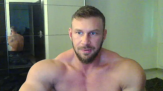 Snapshot of muscularkevin chatting on 02.14.25 muscularkevin online show from 02.14.25