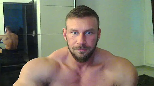 Snapshot of muscularkevin chatting on 02.17.25 muscularkevin online show from 02.17.25