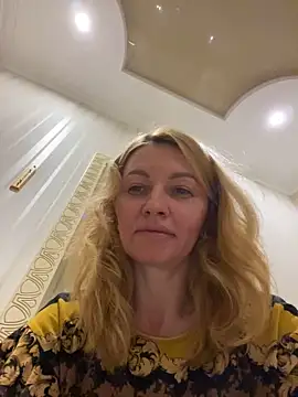 Amazoniiaa online show from 01.23.25