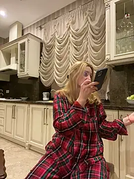Amazoniiaa online show from 03.02.25