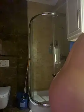 Amazoniiaa online show from 03.18.25