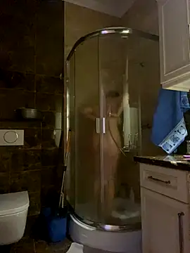 Amazoniiaa online show from 09.30.25