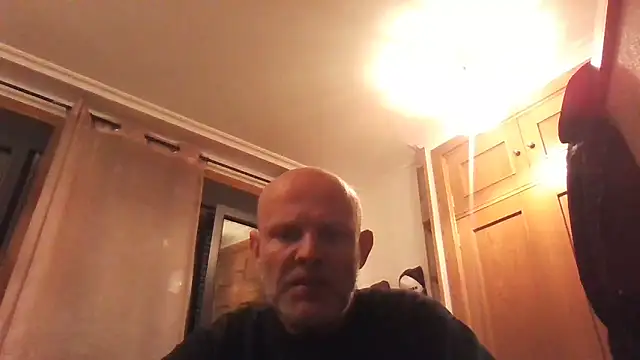 davigochi77bcn online show from 12.18.24