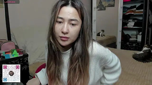 Snapshot of luluuland chatting on 01.15.25 luluuland online show from 01.15.25