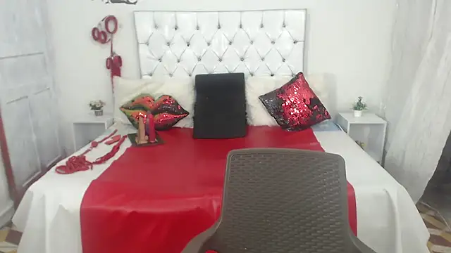 Sweetbigcatt online show from 02.13.26