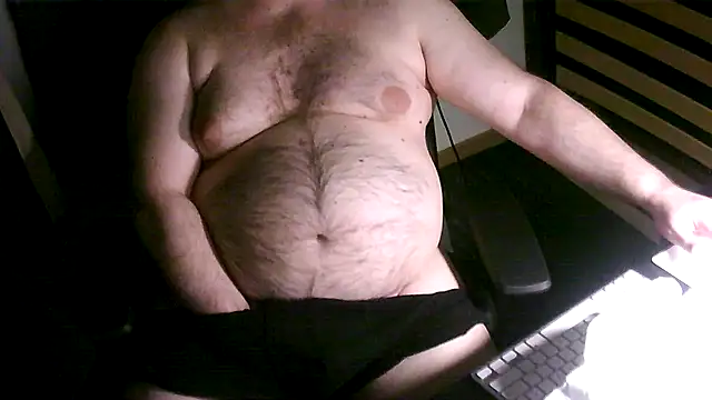 Snapshot of sr4343 chatting on 01.31.25 sr4343 online show from 01.31.25