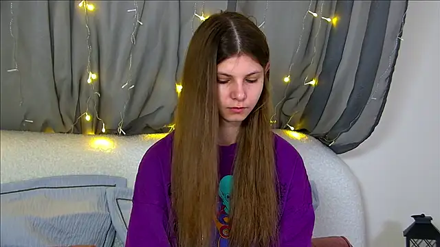 AudreyBarlow online show from 10.28.25