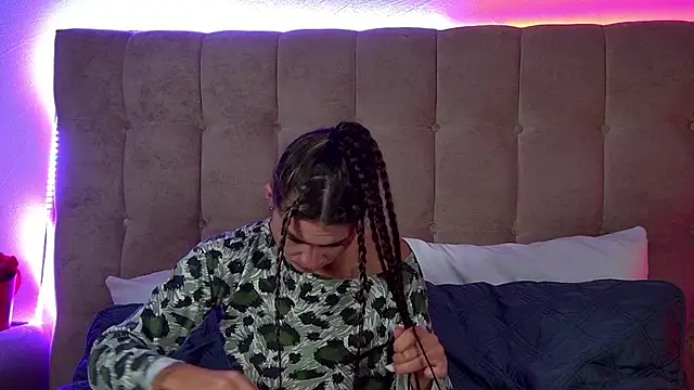 RachelSimpson online show from 10.12.25