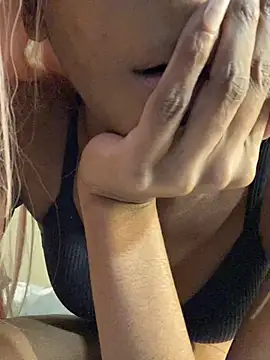 Jasmine FullsShine online show from 02.12.25