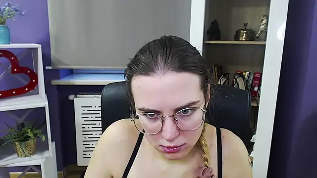 Zoey Erotic online show from 12.10.24