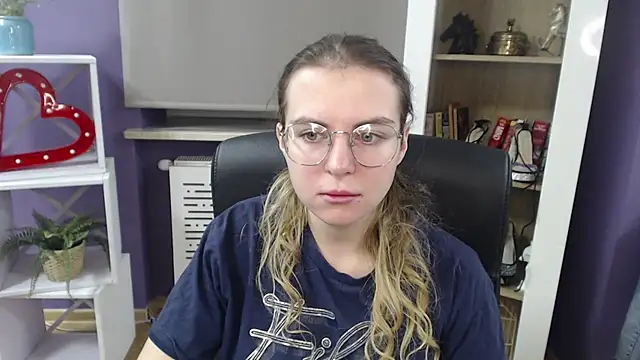 Zoey Erotic online show from 12.20.24