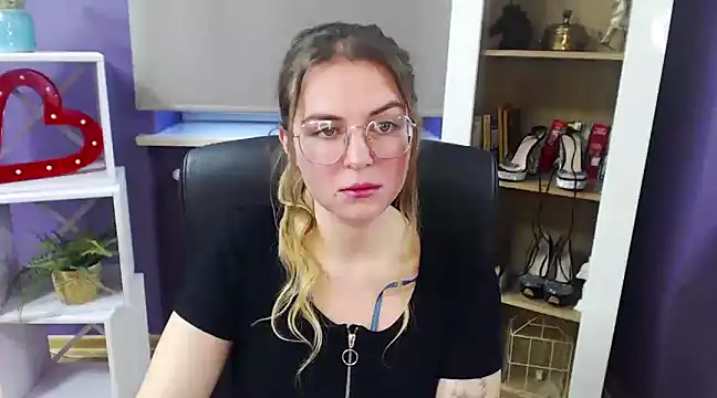 Zoey Erotic online show from 12.23.24