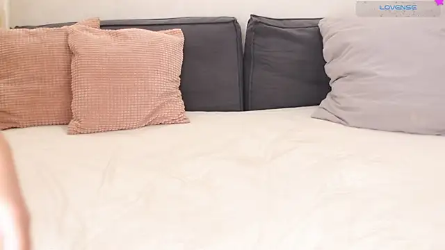 Lily minx online show from 02.02.26