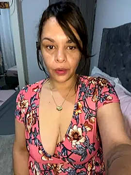 Kataliina online show from 09.18.25