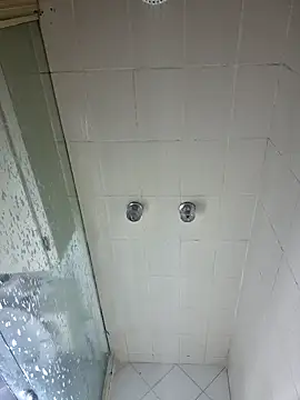 Snapshot of anthonylatynxd chatting on 12.15.24 anthonylatynxd online show from 12.15.24