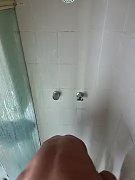 Snapshot of anthonylatynxd chatting on 10.14.25 anthonylatynxd online show from 10.14.25