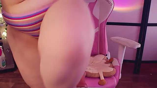 Snapshot of Chery_Lady22 chatting on 02.24.26 Chery Lady22 online show from 02.24.26