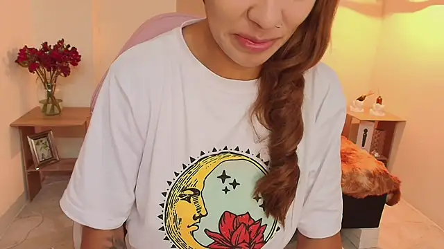 AnisiaFarina online show from 03.20.25