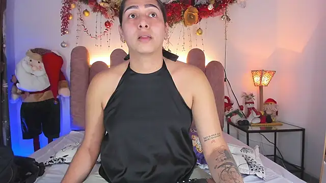 Snapshot of ISABELLASSMITH chatting on 12.29.24 ISABELLASSMITH online show from 12.29.24