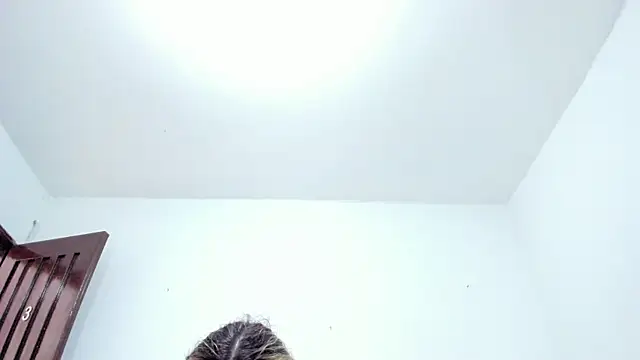 Snapshot of ISABELLASSMITH chatting on 01.22.25 ISABELLASSMITH online show from 01.22.25